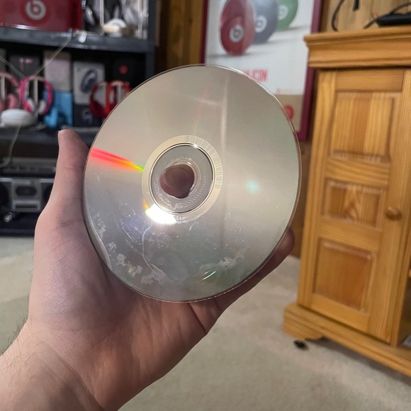 Full Moon 4 her first kiss? - Picture 7 of 8